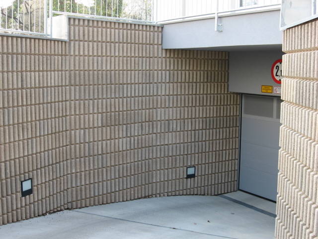 Bild: Lärmschutz in einer Tiefgarage